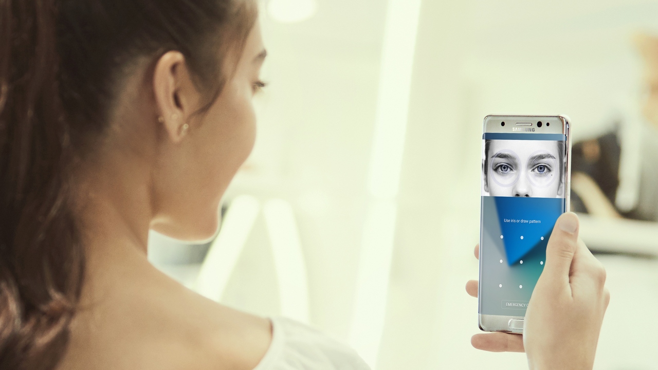 Iris čtečka duhovky je novou generací biometrického zabezpečení Galaxy Note 7